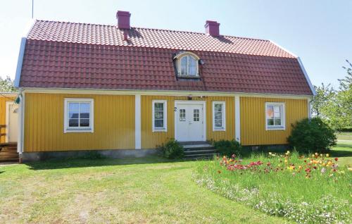 4 Bedroom Awesome Home In Frjestaden