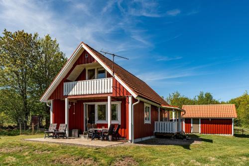 Holiday accommodation with great nature experience near Laholm